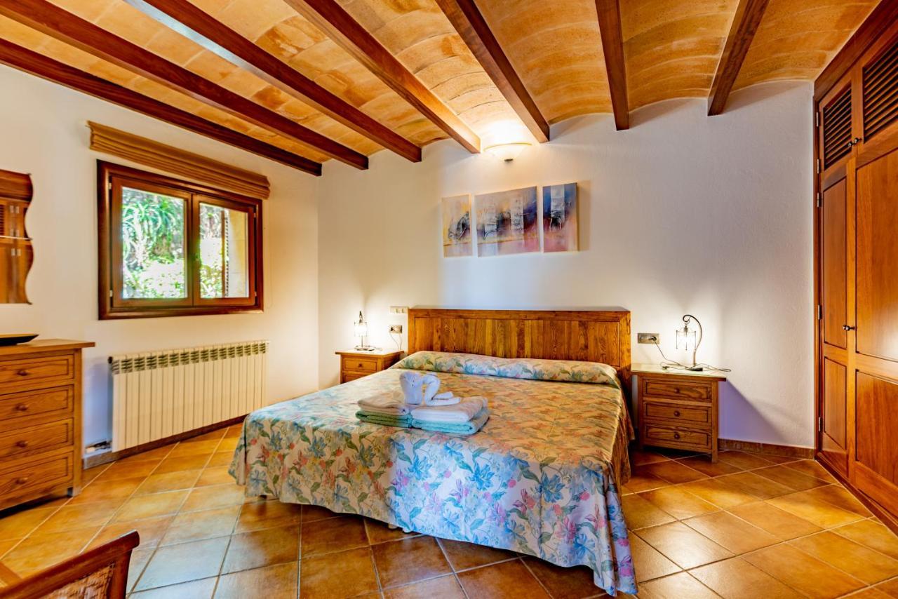 In Center Of With Pool And Jacuzzi Pollença